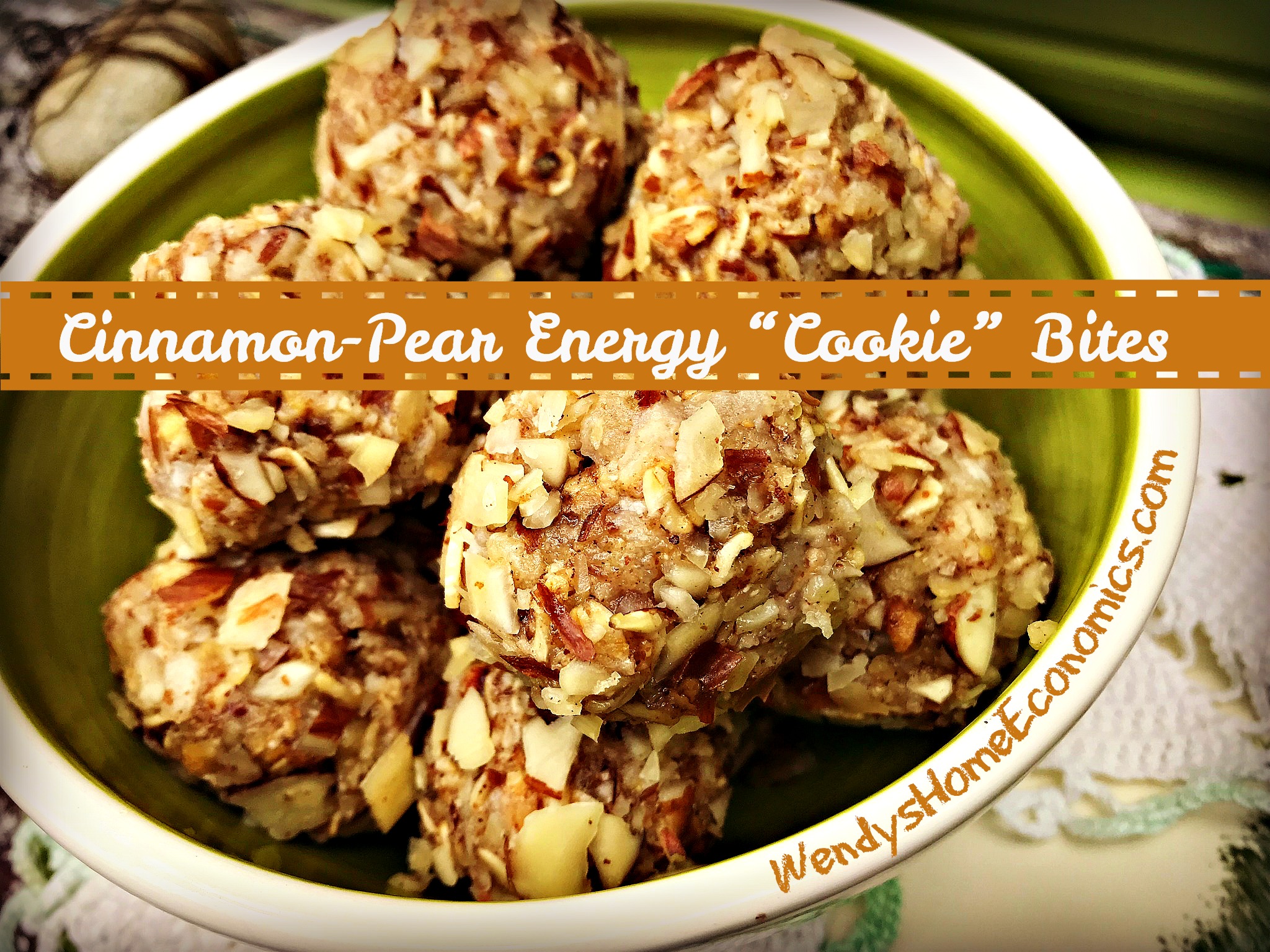 Cinnamon-Pear Energy "Cookie" Bites